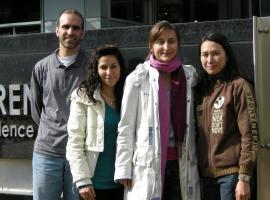 This is a photo of Louis Cuccia and his research group (2007)